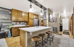 315 Hartford Sq, Hartford, WI 53027