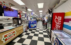 317 4th St NE, Devils Lake, ND 58301
