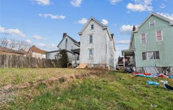 2715 Atcheson St, McKeesport, PA 15132