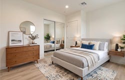 5852 Vineland, North Hollywood, CA 91601