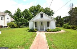 435 OCTORARA AVENUE, PARKESBURG, PA 19365