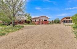 110 Ledesma Lane, Taos, NM 87571