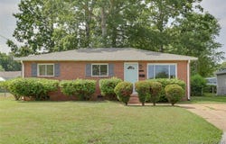 123  Delmar Ln, Newport News, VA 23602