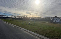 12856 St Lucia Dr, Maurepas, LA 70449