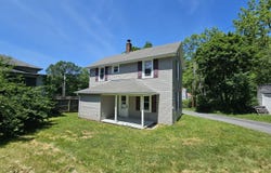 31 Burger Lane, Hot Springs, VA 24445