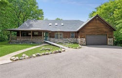 9934 Maple Avenue, Bloomington, MN 55431