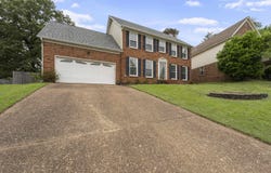 8653 CHRIS SUZANNE, Memphis, TN 38018