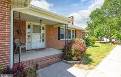 405 LAKELAWN Drive, MILFORD, DE 19963