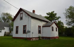 412 E 4th Street, Hosmer, SD 57448