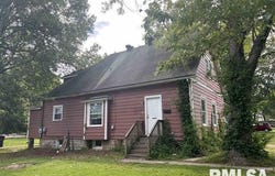 701 & 703 W COLLEGE Street, Carbondale, IL 62901