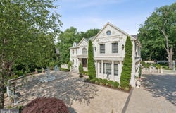 423 SENECA RD, GREAT FALLS, VA 22066