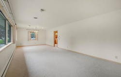607 Parriott Street, Aplington, IA 50604