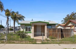418 Decatur Street, Bakersfield, CA 93308