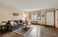 916 Williams Road, Colchester, VT 05446-3988