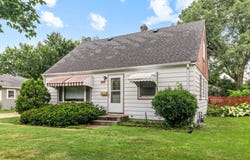 823 Oakwood Drive, Anoka, MN 55303