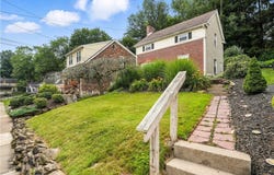 724 Center Ave, Avalon, PA 15202