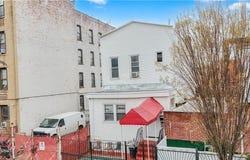 14 E 32nd Street, Brooklyn, NY 11226