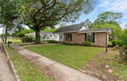 429 Mary St, Columbia, MS 39429