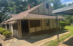 718 South, Forest Park, GA 30297