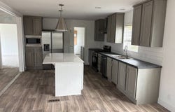 112  CRESTVIEW DR, Le Mars, IA 51031