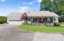 1033 Ransom Free, Clermont, GA 30527