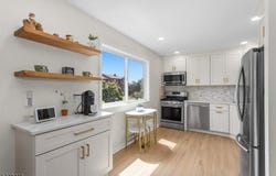 51 Metro Vista Dr, Hawthorne Boro, NJ 07506-3433