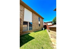 31 Morrow Drive, Bedford, TX 76021