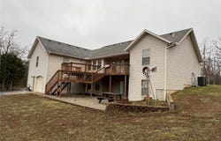 22120 HWY N, Lebanon, MO 65536