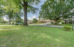 876 Northeast Falcon Drive, Abingdon, VA 24210