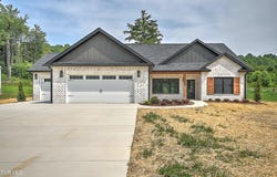104 Thomson Mdw Lane, Jonesborough, TN 37659