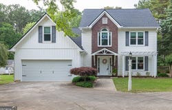 2101 Emerald, Loganville, GA 30052