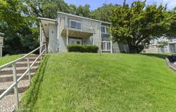 1815 Gardiner Ln, Louisville, KY 40205