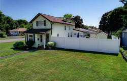 34 Trumbull Parkway, Batavia City, NY 14020