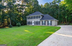 119 Plymouth, Lagrange, GA 30240