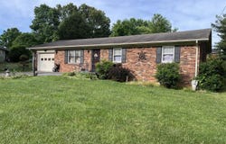 317 Berkley Court, Radcliff, KY 40160