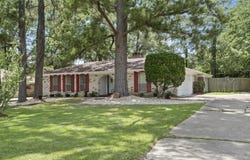 113 Pecan Grove Dr., Hattiesburg, MS 39402