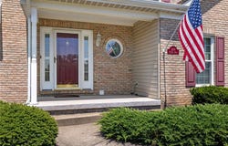 409 Hastings Dr, Cranberry Twp, PA 16066