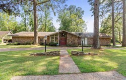 1 HILLCROFT ST, Pine Bluff, AR 71603