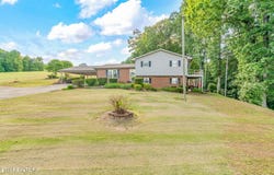 108 Pattie Gap Rd, Philadelphia, TN 37846