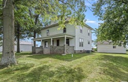 29779 VINE Road, Palmyra, IL 62674