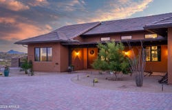 837 W Bralliar Road, Wickenburg, AZ 85390