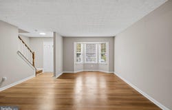 9455 FENS HOLW, LAUREL, MD 20723
