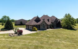 4548 N Farm Road 249, Strafford, MO 65757
