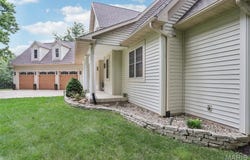 8745 S Shore Drive, Worden, IL 62097
