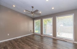 519 S Avenue C, IA 52353