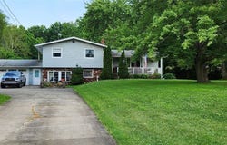 5248 State Route 303, Ravenna, OH 44266
