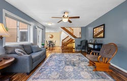 2 Loyalist Dr, Uxbridge, MA 01569