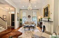 214 W Harris Street, Savannah, GA 31401