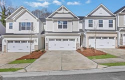 10 Trace Bluff, Dawsonville, GA 30534