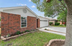 10105 Lone Eagle Drive, Fort Worth, TX 76108